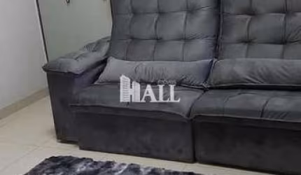 Apartamento com 2 quartos, Jardim Yolanda