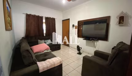 Casa com 2 quartos, Residencial Nato Vetorasso.