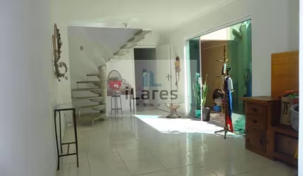 Sobrado com 3 dorms, Assunção, São Bernardo do Campo - R$ 690 mil, Cod: 2566