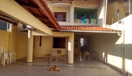 Casa Residencial à Venda, 5 Suites com Deck, Excelente Localização, Parque Manibura, Fortaleza.