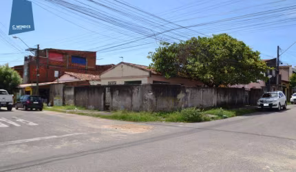 Casa Ampla na Messejana Excelente Oportunidade em Localização de Esquina!