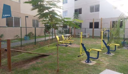 Apartamento com 2 dormitórios para alugar, 45 m² por R$ 1.057,38/mês - Cajazeiras - Fortaleza/CE