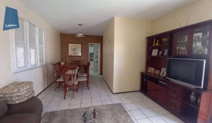 Oportunidade Única: Casa de Esquina à Venda!
