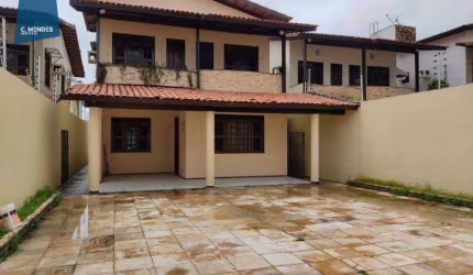 Oportunidade no Edson Queiroz – Casa com 4 Suítes e Espaço para Lazer Privativo