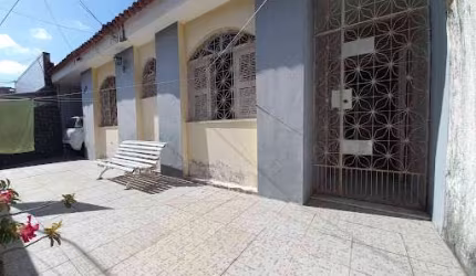 Casa à venda, 195 m² por R$ 430.000,00 - Parquelândia - Fortaleza/CE