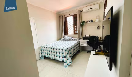 Linda Casa à Venda Próxima à Av. Oliveira Paiva – Conforto, Lazer e Excelente Localização!