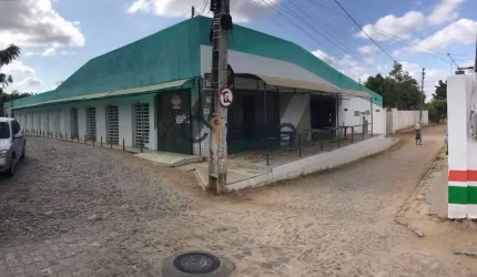 Prédio com 4 salas à venda na BR-020, 11, Centro, Canindé por R$ 1.590.000