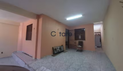 Casa com 4 quartos à venda na Mauritânia, 80, Serrinha, Fortaleza por R$ 380.000