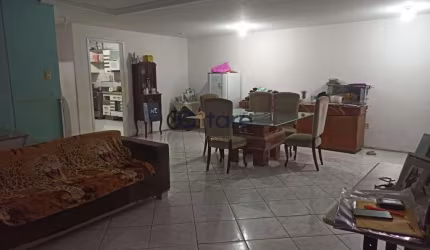 Casa com 3 quartos à venda na Maestro Silva Novo, 60, Tauape, Fortaleza por R$ 1.200.000