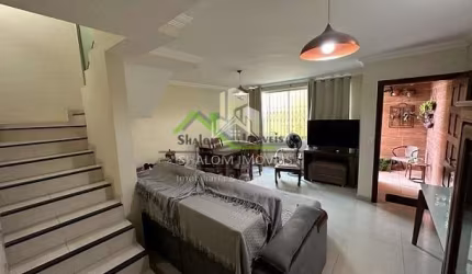 Casa à venda 3 Quartos, 1 Suite, 2 Vagas, 120M², Parque Xangri-La, Contagem -