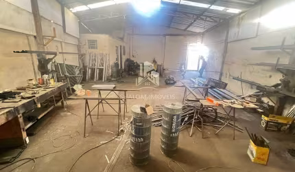 Galpão à venda 210M², Nacional, Contagem -