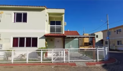 Belíssima Casa Duplex em condomínio, Guaratiba