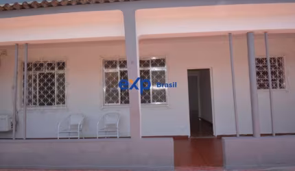 Casa em condomínio fechado com 3 quartos à venda na Latife Luvizaro, 333, Marechal Hermes, Rio de Janeiro por R$ 310.000