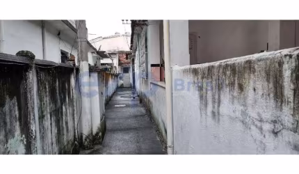 Casa com 1 quarto à venda na Rua Ourique, 42, Penha Circular, Rio de Janeiro por R$ 130.000