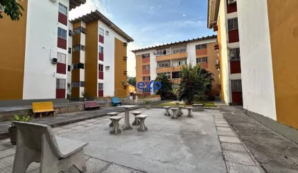 Apartamento com 3 quartos à venda na Joaquim Ribeiro, 800, Caxangá, Recife por R$ 140.000