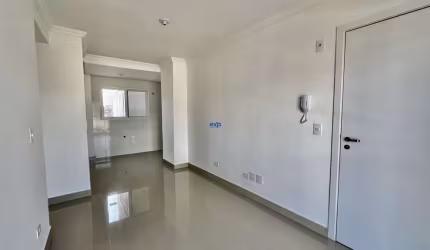 Apartamento com 3 quartos à venda na Rua Luiz Moro Conke, 820, São Cristóvão, São José dos Pinhais por R$ 485.000