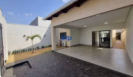 Casa com 3 quartos à venda na 2, 123, Loteamento Residencial e Comercial Jardim Athenas, Catalão por R$ 580.000