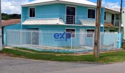 Casa com 3 quartos à venda na dos Golfinhos, 60, São Marcos, São José dos Pinhais por R$ 390.000