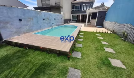 Casa com 3 quartos à venda na Rua dos Planetas, 76, Verão Vermelho (Tamoios), Cabo Frio por R$ 550.000