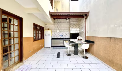 Casa com 3 quartos à venda na Rua São João Maria Vianney, 240, Cidade Industrial, Curitiba por R$ 750.000