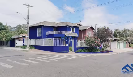 Casa com 3 quartos para alugar na das Camélias, 100, Jardim dos Pinheiros, Atibaia por R$ 5.000
