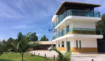 Casa em condomínio fechado com 4 quartos à venda na San Remo, 100, Condomínio Estância San Remo, Contagem por R$ 1.690