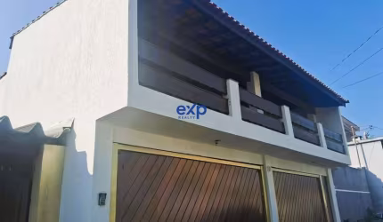 Casa com 3 quartos à venda na Rua dos Franciscanos, 35, Jardim Santo André, Santo André por R$ 750.000