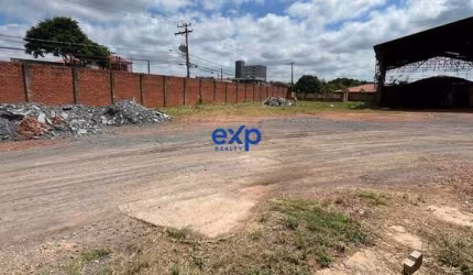 Terreno à venda na Rua José Eduardo Teixeira Guimarães, 225, São Luiz, Itu por R$ 400.000