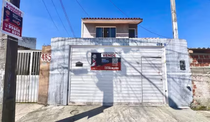Casa com 3 quartos à venda na Rua Thome Speltz, 495, Cajuru, Curitiba por R$ 270.000