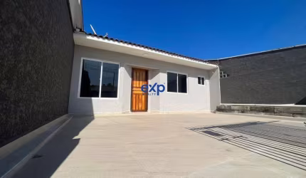 Casa com 3 quartos à venda na Avenida Paraná, 4062, Estados, Fazenda Rio Grande por R$ 300.000