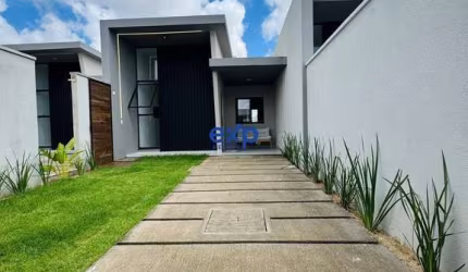 Casa com 3 quartos à venda na Rua Santa Maria, 21, Encantada, Eusébio por R$ 359.900