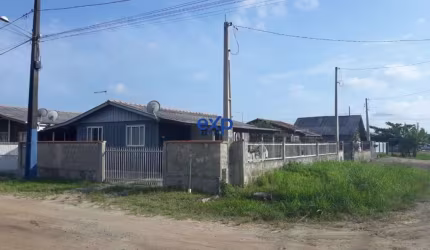 Casa com 6 quartos à venda na 12 de Julho, 868, Salinas, Balneário Barra do Sul por R$ 240.000