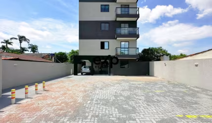 Apartamento com 3 quartos à venda na Avenida Capitão Thomaz Carvalho de Camargo, 810, Cidade Jardim, São José dos Pinhais por R$ 379.000