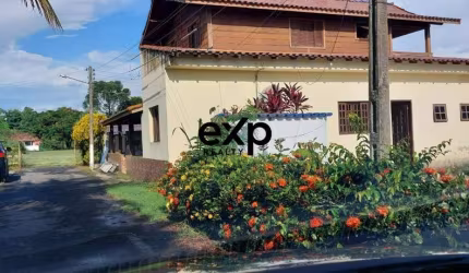 Chácara / sítio com 3 quartos à venda na Rua José Consentino, 83, Vila Maria, Cruzeiro por R$ 850.000