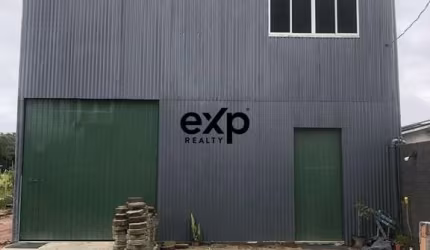 Barracão / Galpão / Depósito à venda na 3400, 1314, Itacolomi, Balneário Piçarras por R$ 650.000