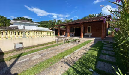 Casa a venda no Jd Pernambuco II com piscina