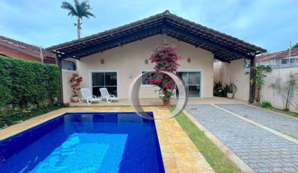 Casa Guarujá, Piscina e Churrasqueira, 5 quartos sendo 3 suítes