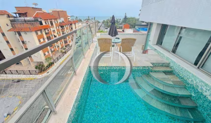 Cobertura na Enseada com vista para o mar, piscina e 2 vagas