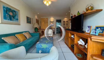 Apartamento na praia da Enseada, Guaruja a venda, amplo, perto da praia