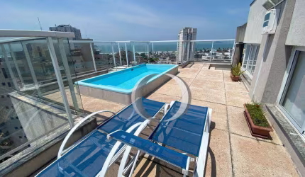 Cobertura duplex com 3 quartos sendo1 suíte e vista para o mar na praia da Enseada
