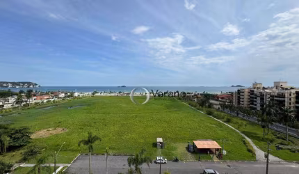 Apartamento com linda vista para o mar, lazer completo estilo clube, 3 vagas de garagem