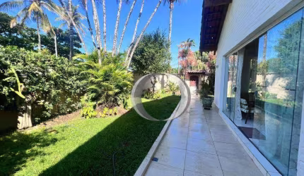 casa na enseada guaruja 4 quartos sendo 2 suite com espaço gourmet ,oportunidade