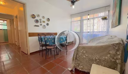 Apartamento a venda na Enseada com 3 quartos, próximo da praia e comércio em geral