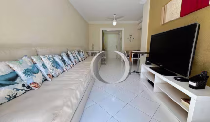Apartamento a venda na Enseada com 3 quartos (sendo 2 suítes), próximo da praia!