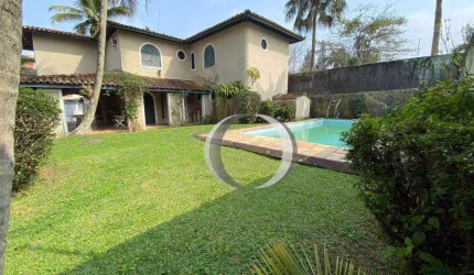 Casa com 4 dormitórios à venda, 232 m² por R$ 700.000,00 - Jardim Virginia - Guarujá/SP