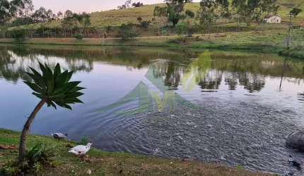 Sítio em Piracaia com  31 Alqueires