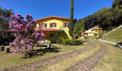 Descubra a beleza e a tranquilidade de Atibaia este belo sítio a venda
