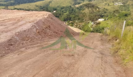 Terreno à Venda em Atibaia no Bairro Vitória Régia