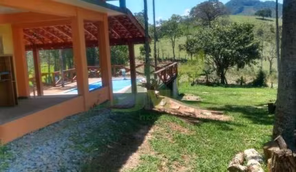 Deslumbrante chácara à venda em Piracaia Sp, com Vista da Represa