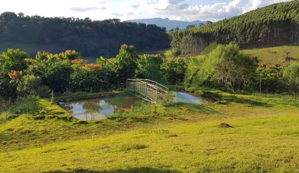Sítio à Venda com 20.000m² em Piracaia